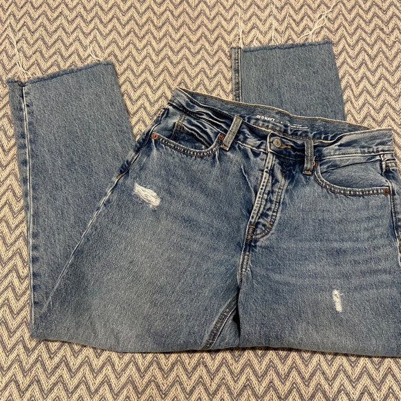 Old Navy Women’s High-Rise Slouchy Straight Distressed Jeans Size 4 - Picture 2 of 9